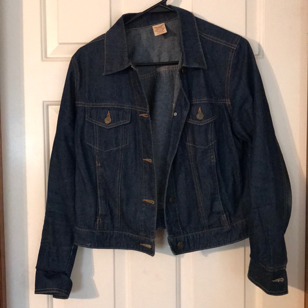 Cropped lightweight denim jacket